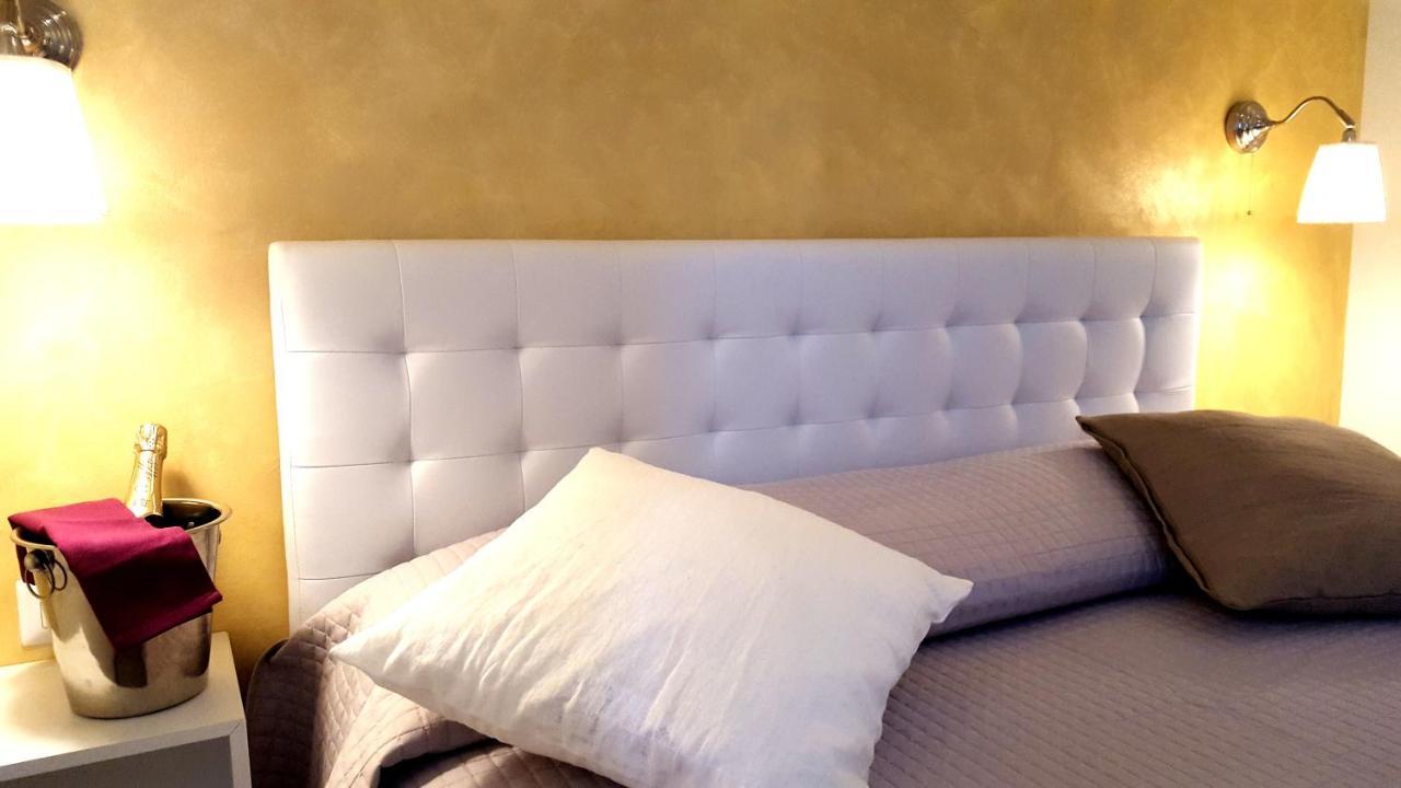 Premium Apartments Peschiera Peschiera del Garda Bagian luar foto