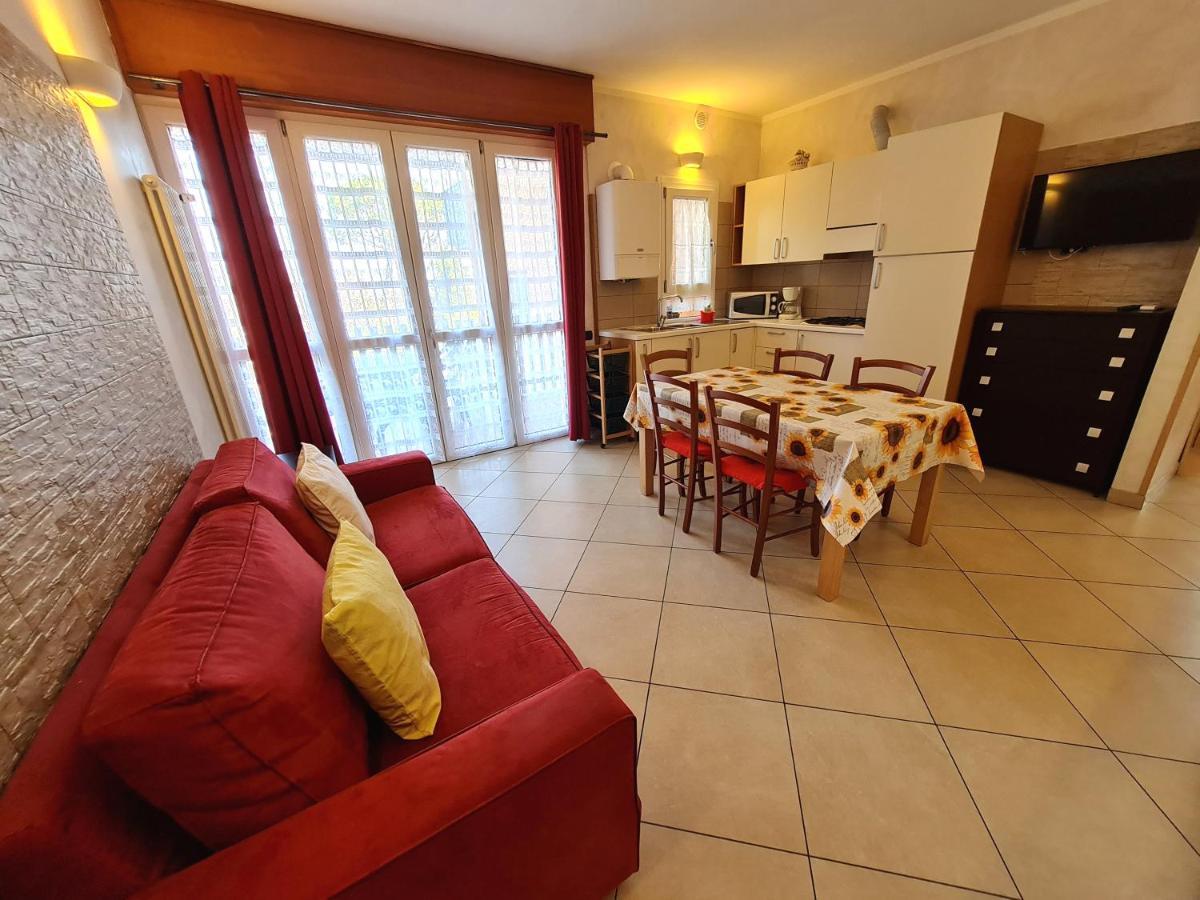 Premium Apartments Peschiera Peschiera del Garda Bagian luar foto