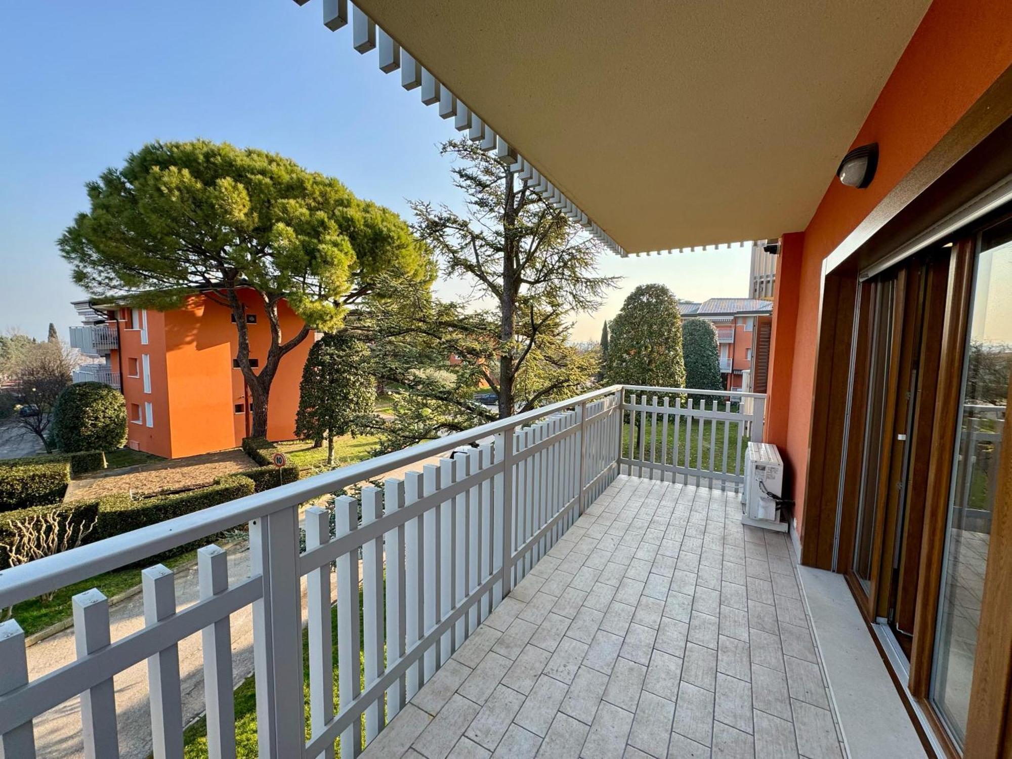 Premium Apartments Peschiera Peschiera del Garda Bagian luar foto